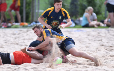 Rugby-Nachmittag im Sand