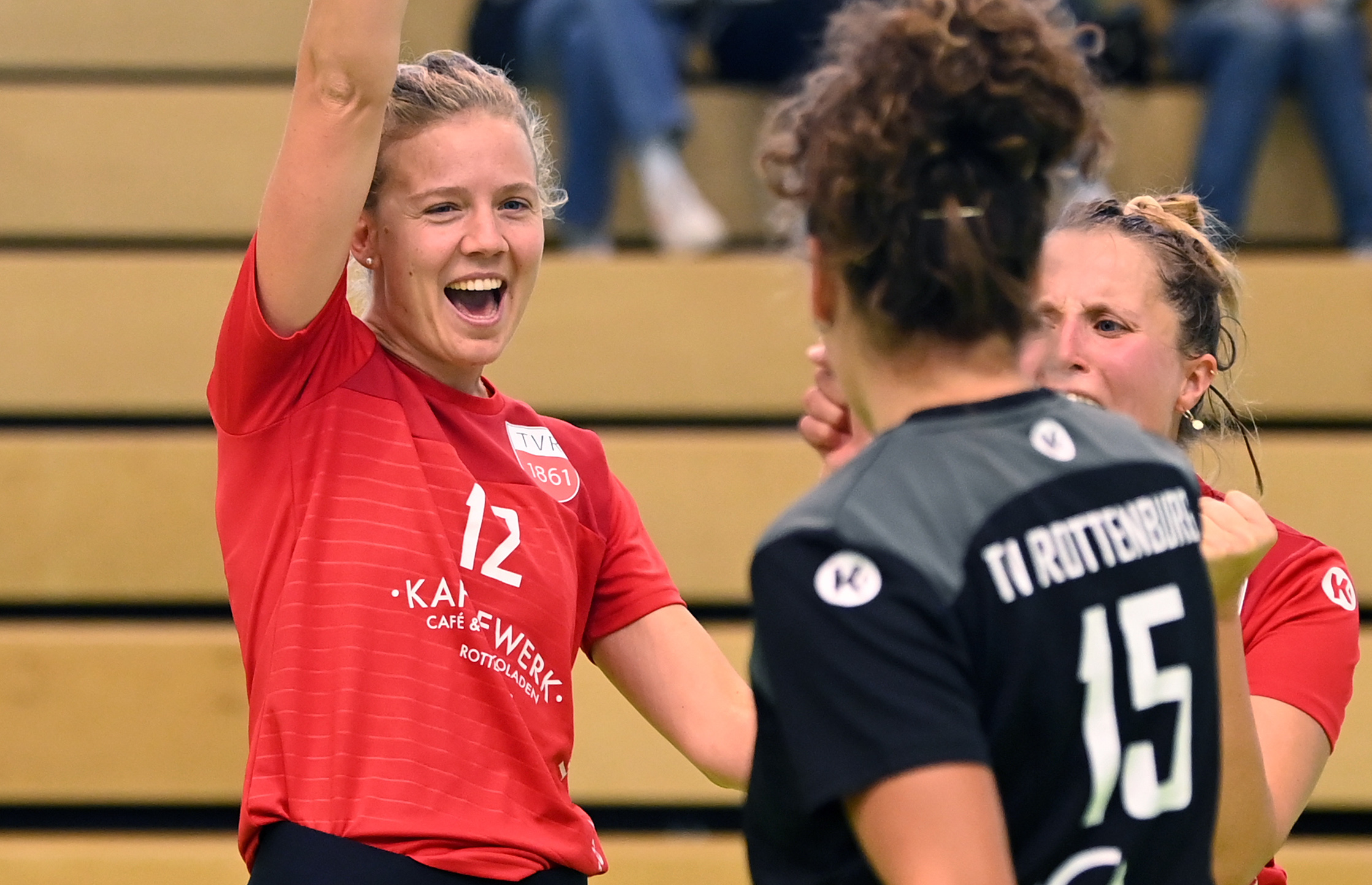 Read more about the article Match.Report-Fehlpass mit Volleyballerin Alena Jung vom TV Rottenburg – Sonntag 10 Uhr LIVE auf Twitch
