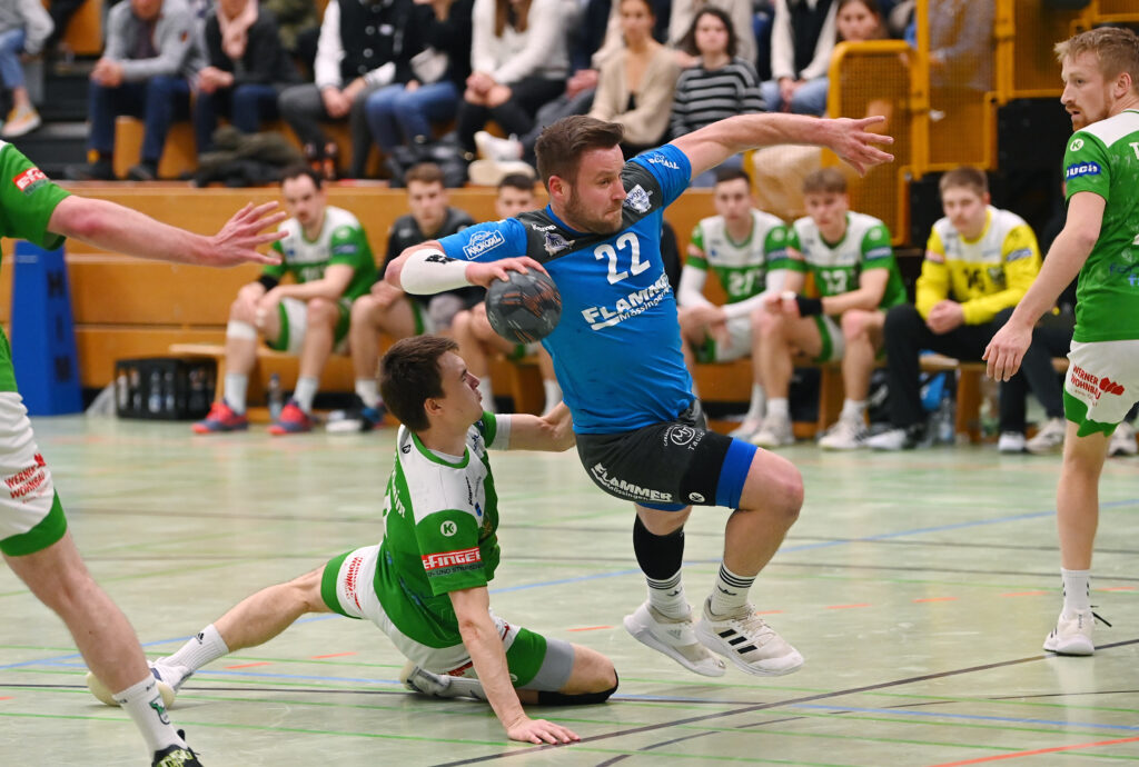Handball Landesliga  2022/2023      15.04.2023MaennerSpvgg Moessingen - TV AixheimSebastian Bock (Mitte, Spvgg Moessingen) FOTO: ULMER PressebildagenturxxNOxMODELxRELEASExx