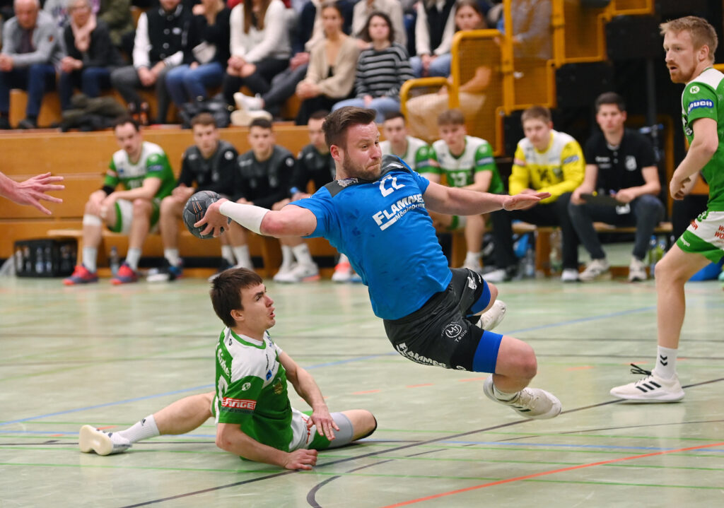 Handball Landesliga  2022/2023      15.04.2023MaennerSpvgg Moessingen - TV AixheimSebastian Bock (Mitte, Spvgg Moessingen) FOTO: ULMER PressebildagenturxxNOxMODELxRELEASExx
