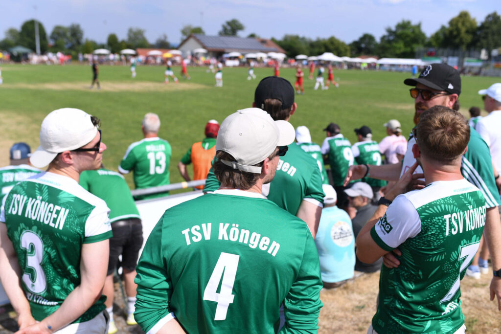 Fussball Relegation zur Verbandsliga Wuerttemberg am 21.06.2026 in Remmingsheim (Rasenplatz)TSV Koengen - FC RottenburgFankurve TSV KoengenFOTO: ULMER Pressebildagentur / Moritz LissxxNOxMODELxRELEASExx