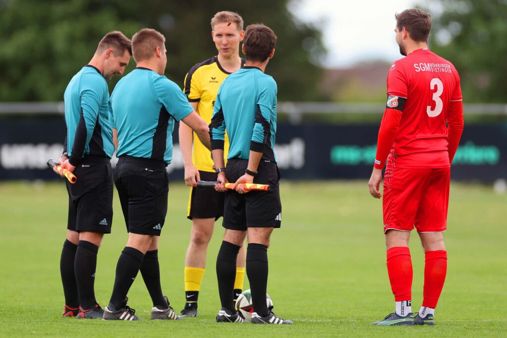 Fussba lRelegation 2. KL A2 - Schwarzwald/Zollern / 2025/2026    
11.06.2026  
Relegation 2. KL A2 gegen 2. KL A4 Schwarzwald/Zollern 
SGM Böhringen / Dietingen gegen TSV Benzingen  




FOTO: Frank Riedinger  
xxNOxMODELxRELEASExx