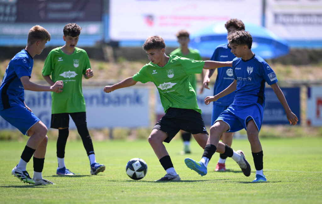 Fussball  BITZER Cup 2026 in Ergenzingen  04.07.2026 Einlagespiel; TuS Ergenzingen U17 - SGV Freiberg FOTO: Pressefoto ULMER / Markus Ulmer  xxNOxMODELxRELEASExx
