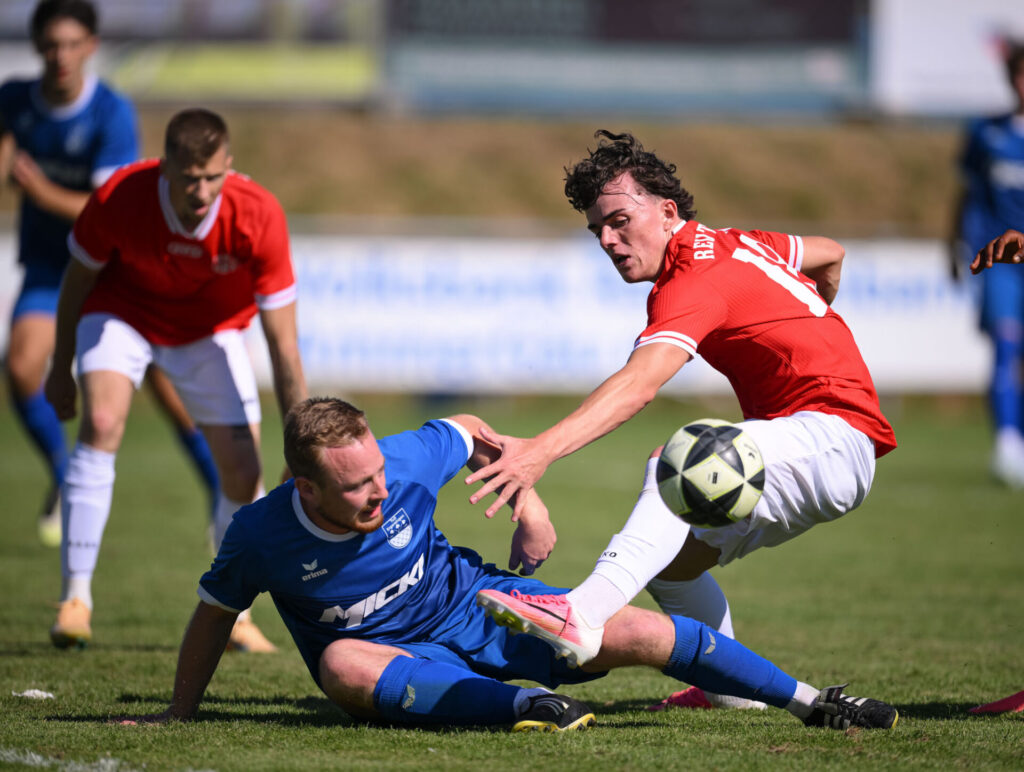 Fussball  BITZER Cup 2026 in Ergenzingen  Aktive 04.07.2026  Bezirksliga NSW  / Oberliga Spiel um Platz 3. TuS Ergenzingen - SSV Reutlingen FOTO: Pressefoto ULMER / Markus Ulmer  xxNOxMODELxRELEASExx