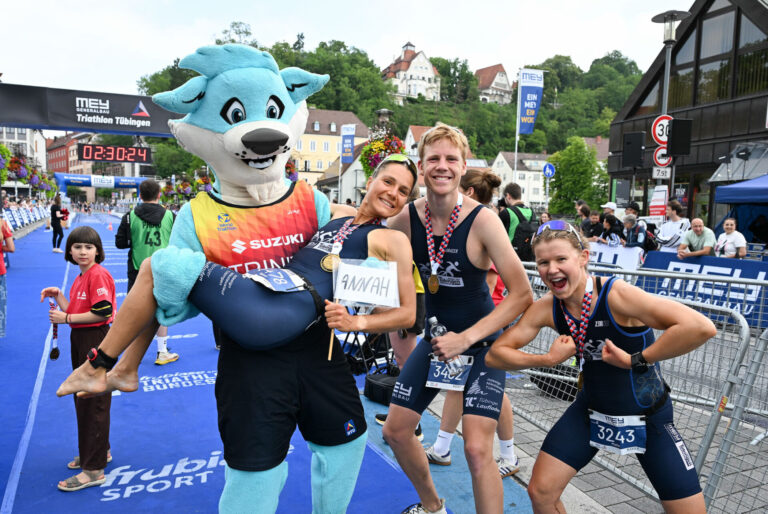 Mehr über den Artikel erfahren Mey Generalbau Triathlon Tübingen 2026: Rekordausgabe mit vielen Highlights – Bildergalerie