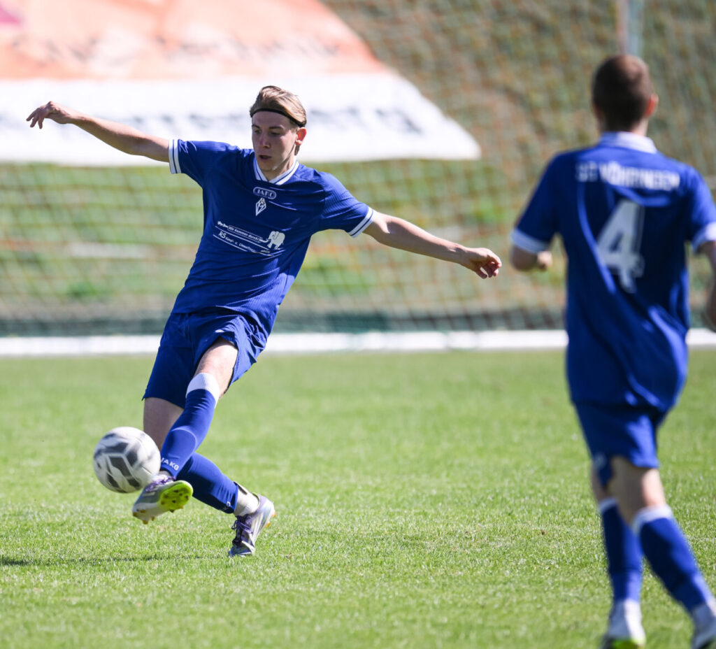 Fussball  2026/2027     12.07.2026
Muehlbachpokal in Holzhausen 2026
Finale 
SG Voehringen - VfR Sulz  (weiss) 
FOTO: Pressefoto ULMER / Markus Ulmer 
xxNOxMODELxRELEASExx