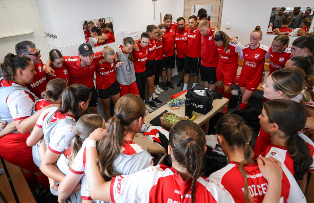 Fussball  DFB Pokal Frauen 1. Runde  Saison 2026/2027   26.09.2026 
SV Eutingen - FC Carl Zeiss Jena 
FOTO: Markus Ulmer