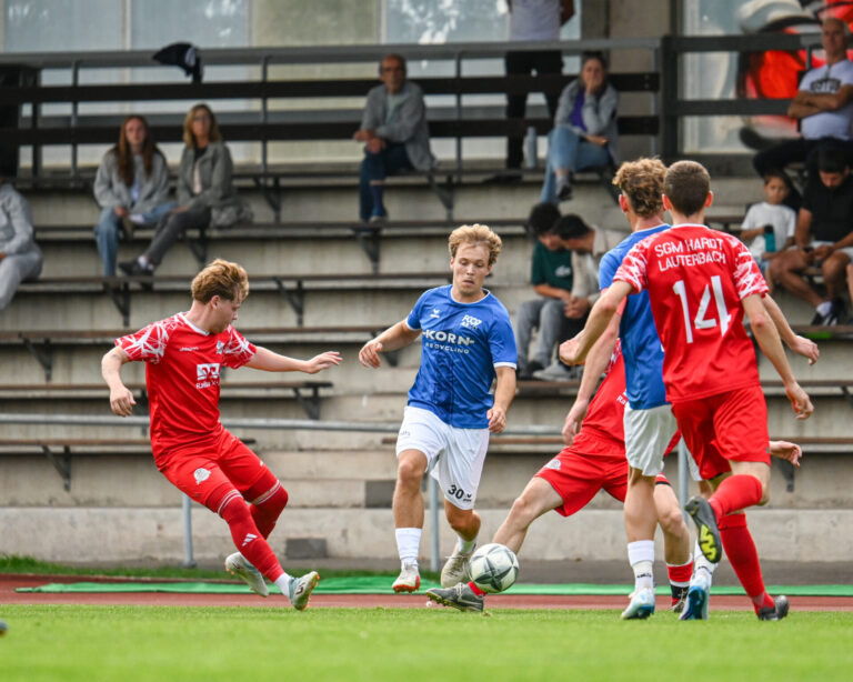 Der FC 07 Albstadt führt die Tabelle in der Bezirksliga an.